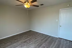 11816 Plains Valley Dr, Del Valle, TX 78617 - Photo 8