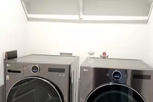 704 Giorgio Moroder Dr, Hutto, TX 78634 - Photo 18