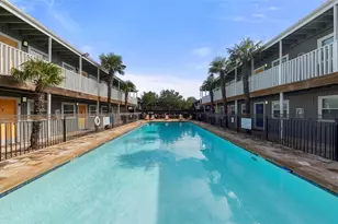 2401 Manor Rd, Austin, TX 78722 - Photo 18
