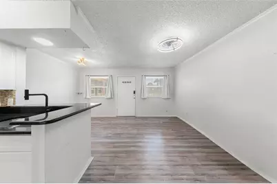 2401 Manor Road #123, Austin, TX 78722 - Photo 6