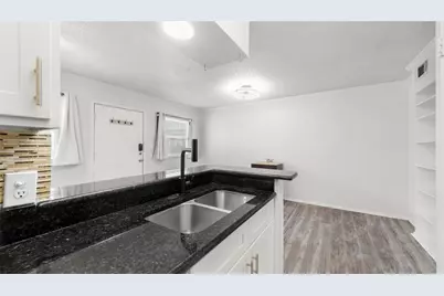 2401 Manor Road #123, Austin, TX 78722 - Photo 10