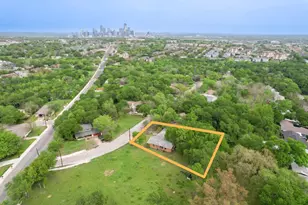 2707 Princeton Dr, Austin, TX 78741 - Photo 32