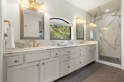 13803 Lakeview Drive, Austin, TX 78732 - Photo 28