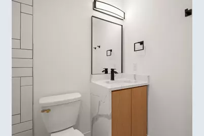 2416 E 10th Street, Austin, TX 78702 - Photo 16