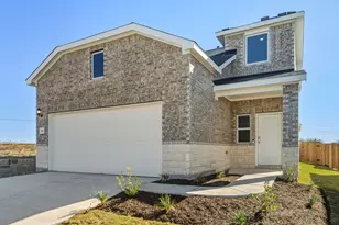 188 Golden Bell Wy, Buda, TX 78610 - Photo 2