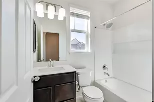 101 Auburn St, Kyle, TX 78640 - Photo 18