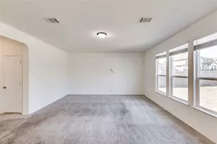 101 Auburn St, Kyle, TX 78640 - Photo 6