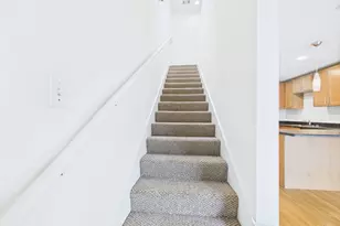 711 W 32nd St, Austin, TX 78705 - Photo 14