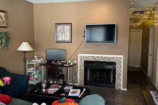 106 E 30th St, Austin, TX 78705 - Photo 10