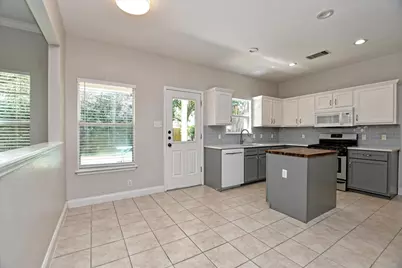 2007 Horizon Park Boulevard, Leander, TX 78641 - Photo 10