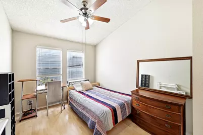 2706 Salado Street #305, Austin, TX 78705 - Photo 18