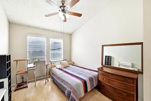 2706 Salado St, Austin, TX 78705 - Photo 18