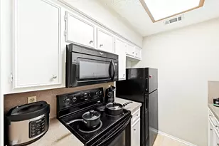 2706 Salado St, Austin, TX 78705 - Photo 8