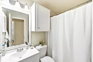 2706 Salado St, Austin, TX 78705 - Photo 14