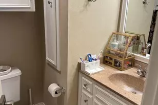 2706 Salado St, Austin, TX 78705 - Photo 6