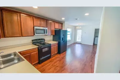 915 Alamo Plaza Drive, Cedar Park, TX 78613 - Photo 12