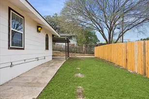 2403 Little John Ln, Austin, TX 78704 - Photo 22
