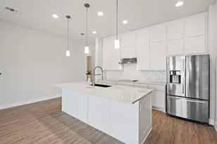 9820 Grapevine Leaf Dr, Manor, TX 78653 - Photo 8