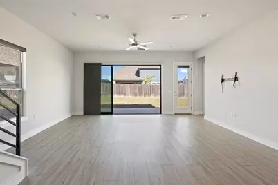 9820 Grapevine Leaf Drive, Manor, TX 78653 - Photo 6