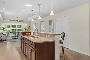 308 Holiday Creek Ln, Georgetown, TX 78633 - Photo 10