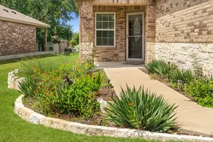 308 Holiday Creek Ln, Georgetown, TX 78633 - Photo 36