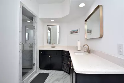 7701 Rialto Boulevard #124, Austin, TX 78735 - Photo 12