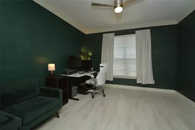 7701 Rialto Boulevard #124, Austin, TX 78735 - Photo 12