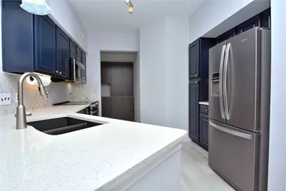7701 Rialto Boulevard #124, Austin, TX 78735 - Photo 6