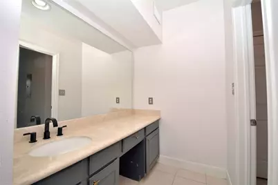 7701 Rialto Boulevard #124, Austin, TX 78735 - Photo 8