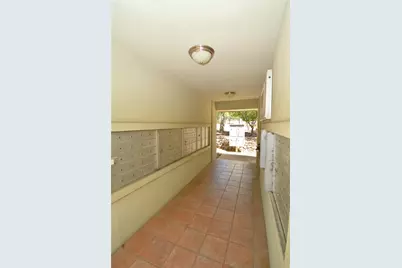 7701 Rialto Boulevard #124, Austin, TX 78735 - Photo 16