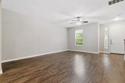 179 S Holly Street #102, Georgetown, TX 78626 - Photo 4