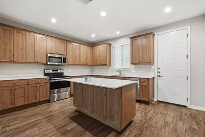 179 S Holly Street #102, Georgetown, TX 78626 - Photo 6