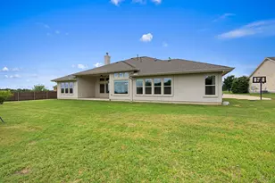 117 Cavalier Cove, Hutto, TX 78634 - Photo 32