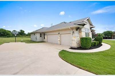 117 Cavalier Cove, Hutto, TX 78634 - Photo 34