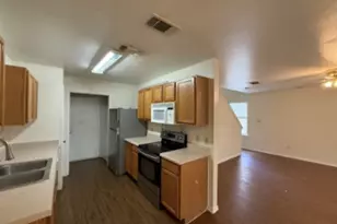 1002 Sagewood Trail, San Marcos, TX 78666 - Photo 4