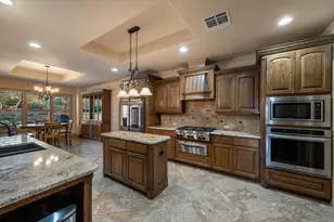 204 Overlook Ct, Georgetown, TX 78628 - Photo 12