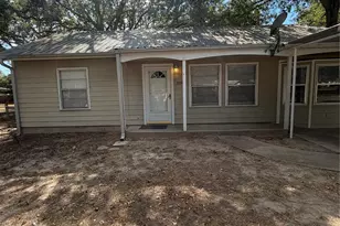 319 Charles St, Rockdale, TX 76567 - Photo 1