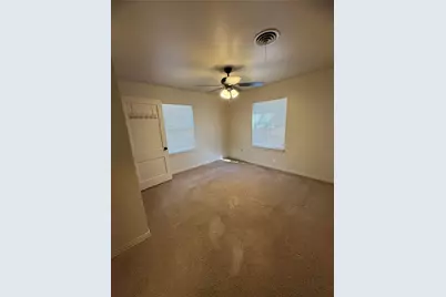 319 Charles Street, Rockdale, TX 76567 - Photo 6