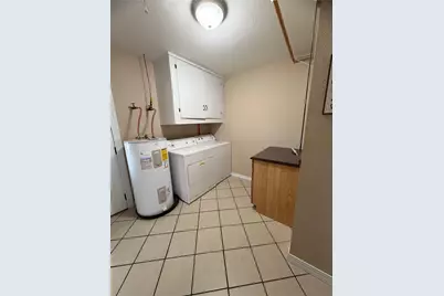 319 Charles Street, Rockdale, TX 76567 - Photo 12
