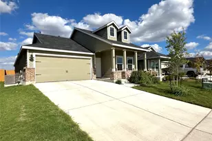 295 Alamito Ave, Kyle, TX 78640 - Photo 2