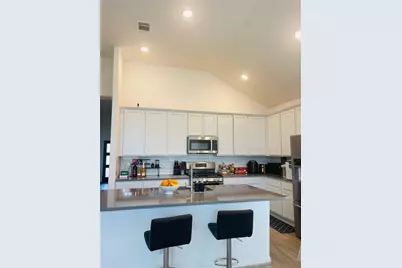 232 Short Leaf Drive, Buda, TX 78610 - Photo 4