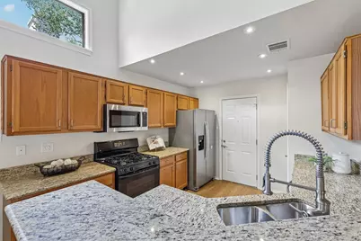 7017 Tesoro Trail, Austin, TX 78729 - Photo 8