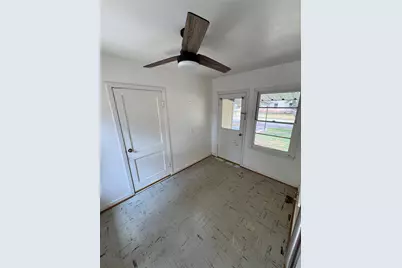 509 Whitehead Street, Smithville, TX 78957 - Photo 18
