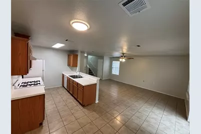 5504 Steven Creek Way, Austin, TX 78721 - Photo 6