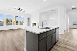 112 Big Pne Crk Ln, Bastrop, TX 78602 - Photo 10