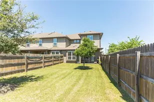 13400 Briarwick Dr, Austin, TX 78729 - Photo 8