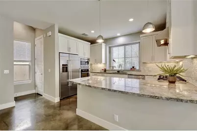 701 E 49th Street #B, Austin, TX 78751 - Photo 4
