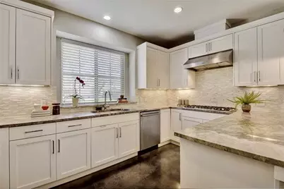 701 E 49th Street #B, Austin, TX 78751 - Photo 6