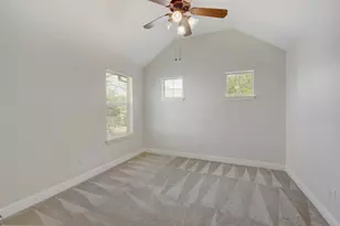 1821 Village Oak Ct, Austin, TX 78704 - Photo 22