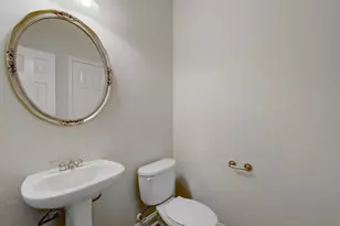 1821 Village Oak Ct, Austin, TX 78704 - Photo 24